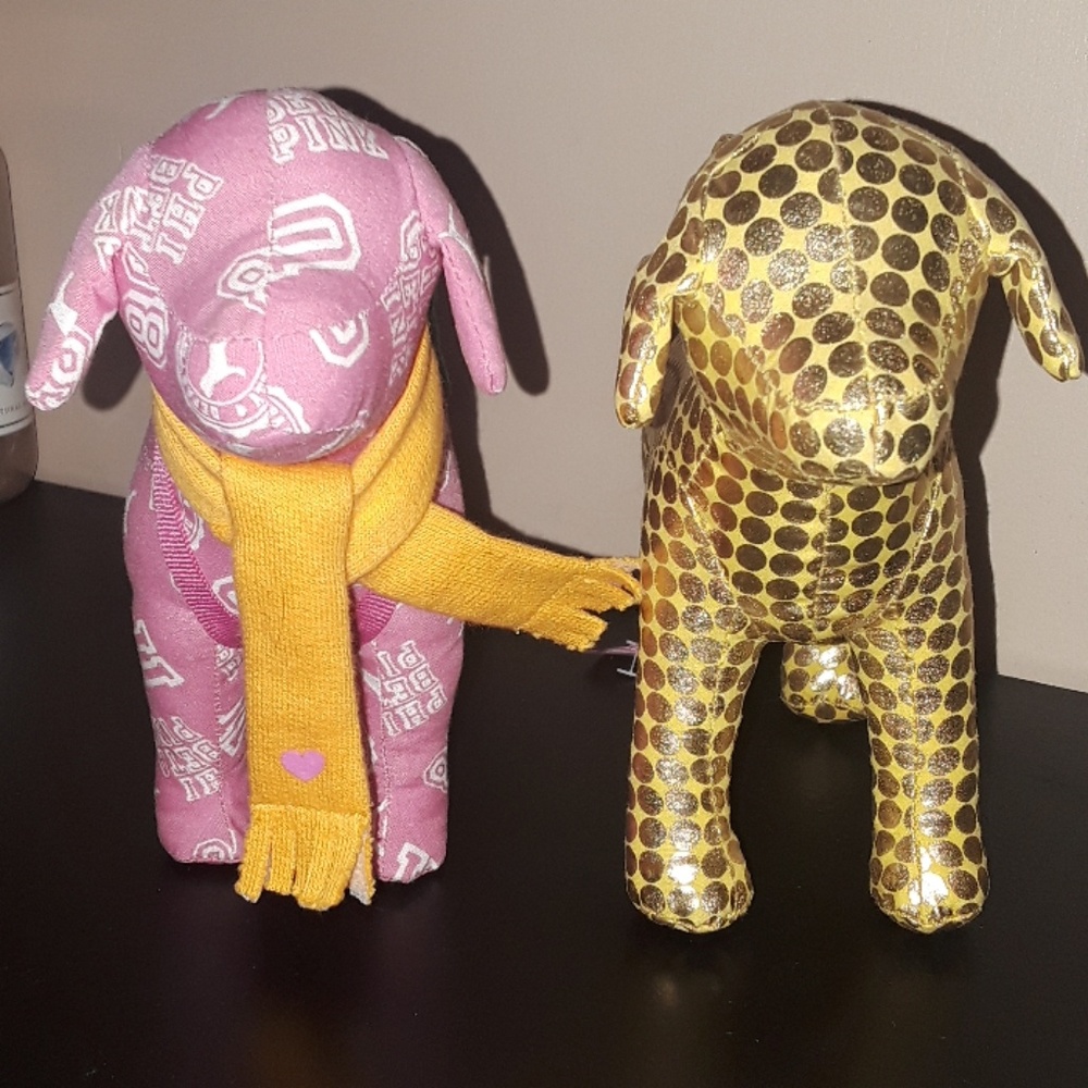VS Pink Dogs